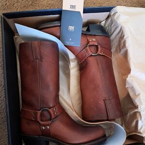 NIB Frye Women's Cognac 12R Harness Leather Boots